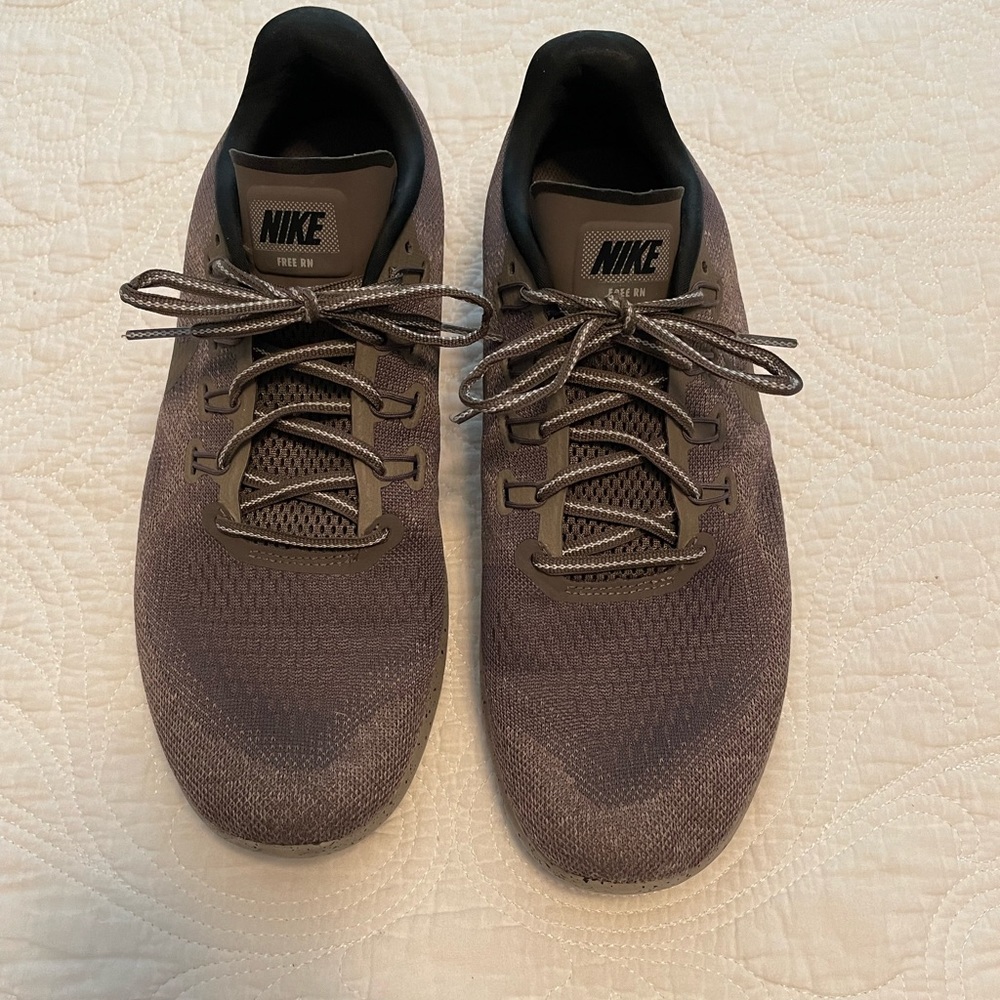 Men’s Nike Free RN shoes